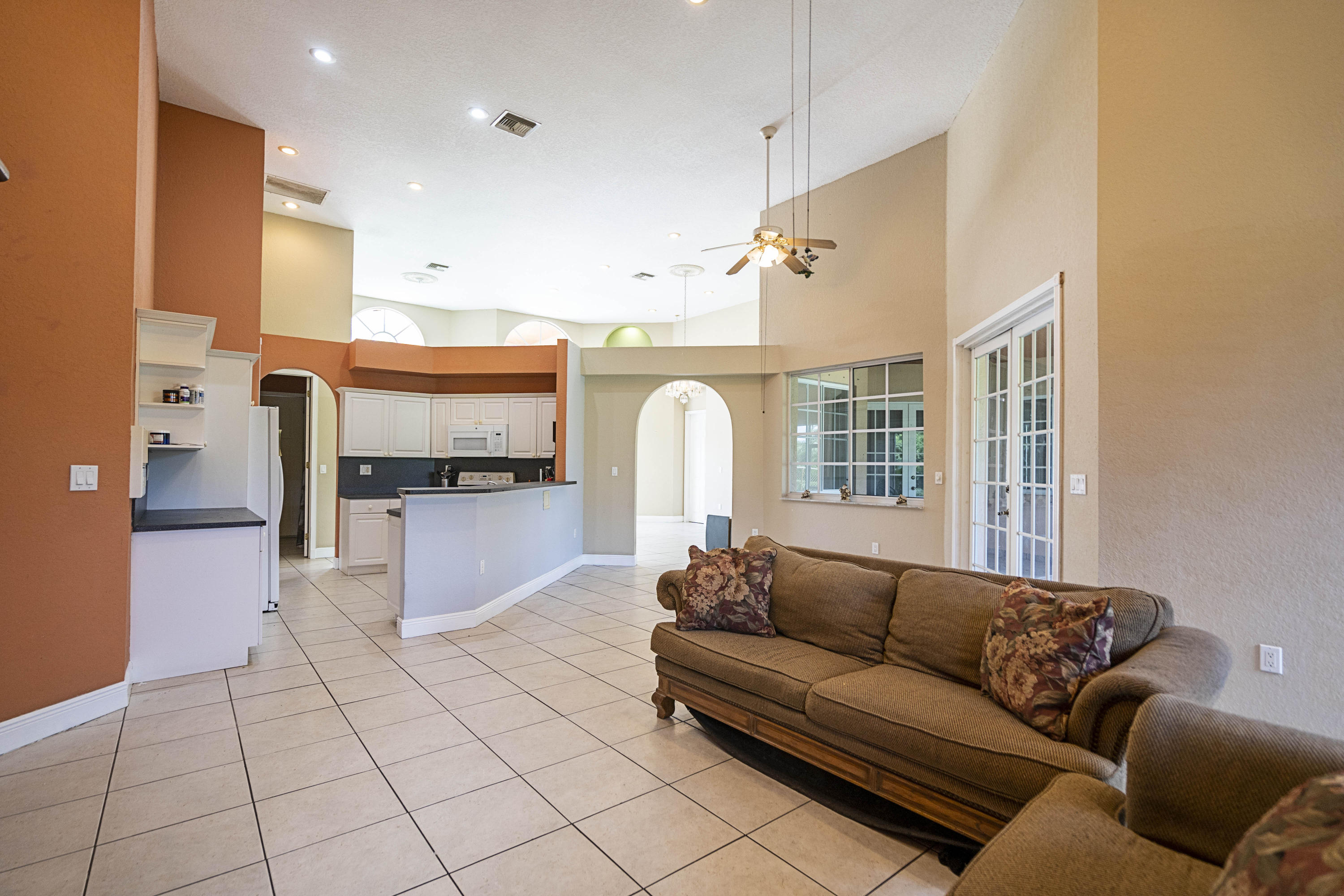 5311 Southwest 195th Terrace Southwest Ranches, FL 33332 - Photo 13 of 38 Florida Room
