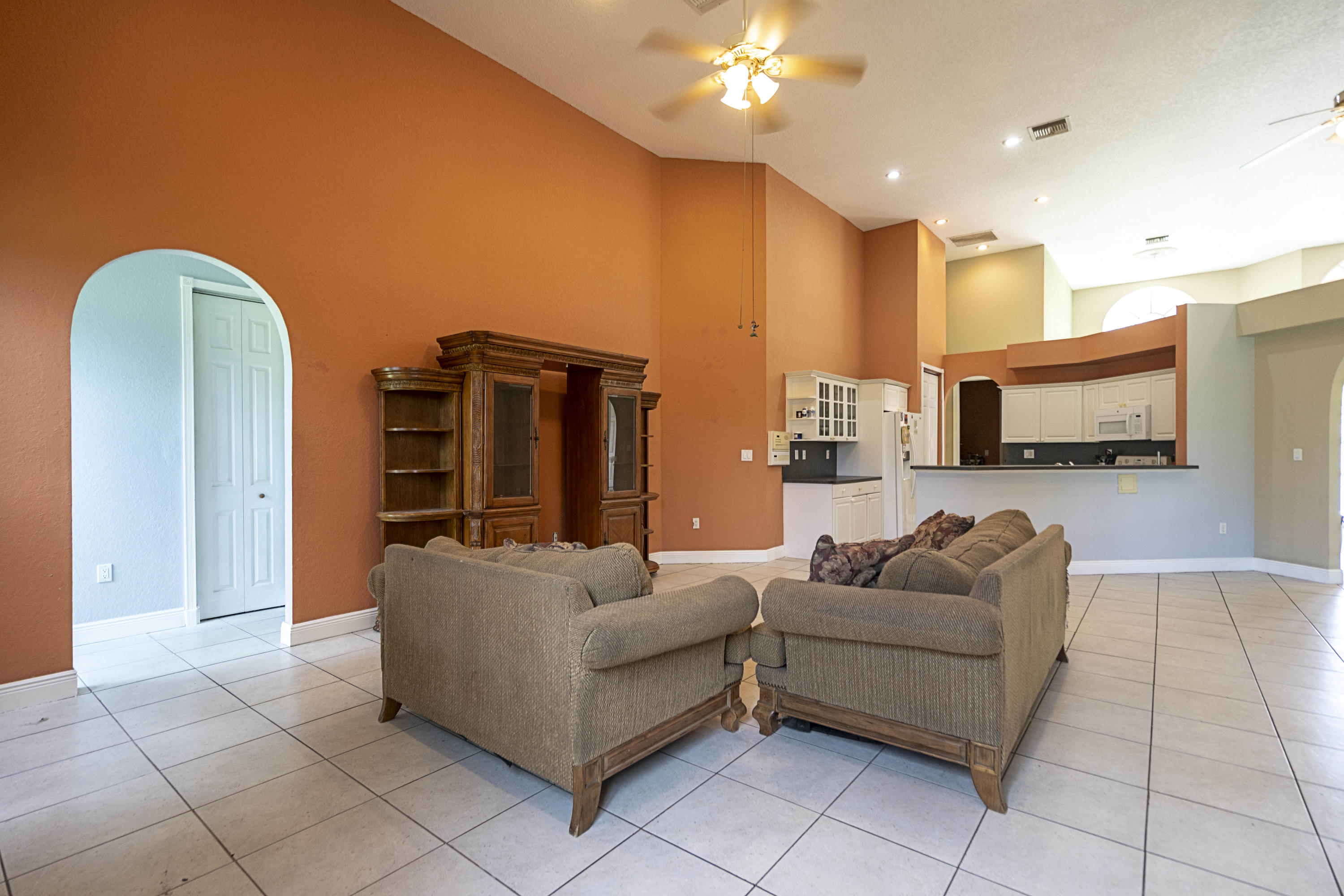 5311 Southwest 195th Terrace Southwest Ranches, FL 33332 - Photo 14 of 38 Florida Room