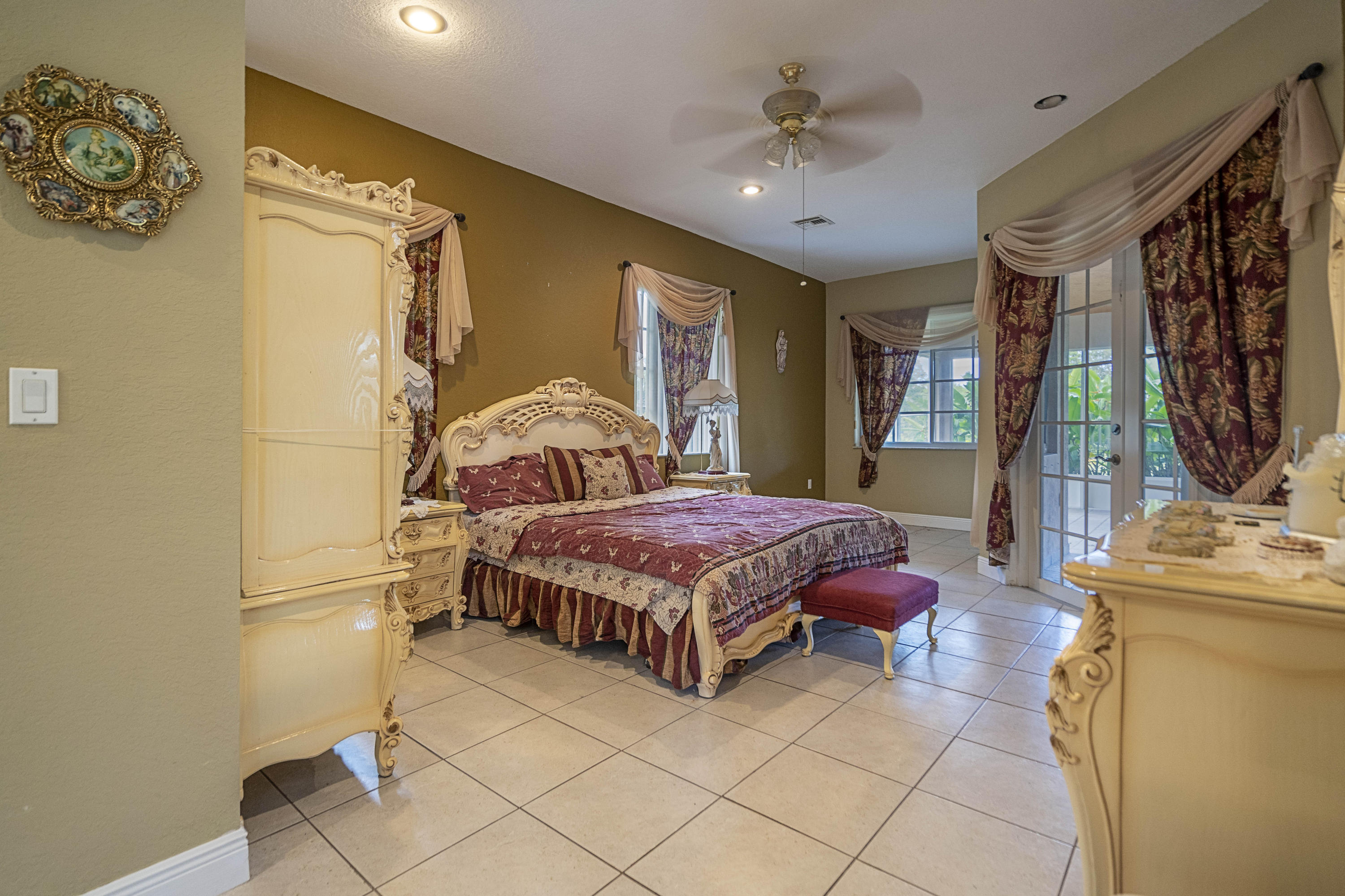 5311 Southwest 195th Terrace Southwest Ranches, FL 33332 - Photo 17 of 38 Master Bedroom