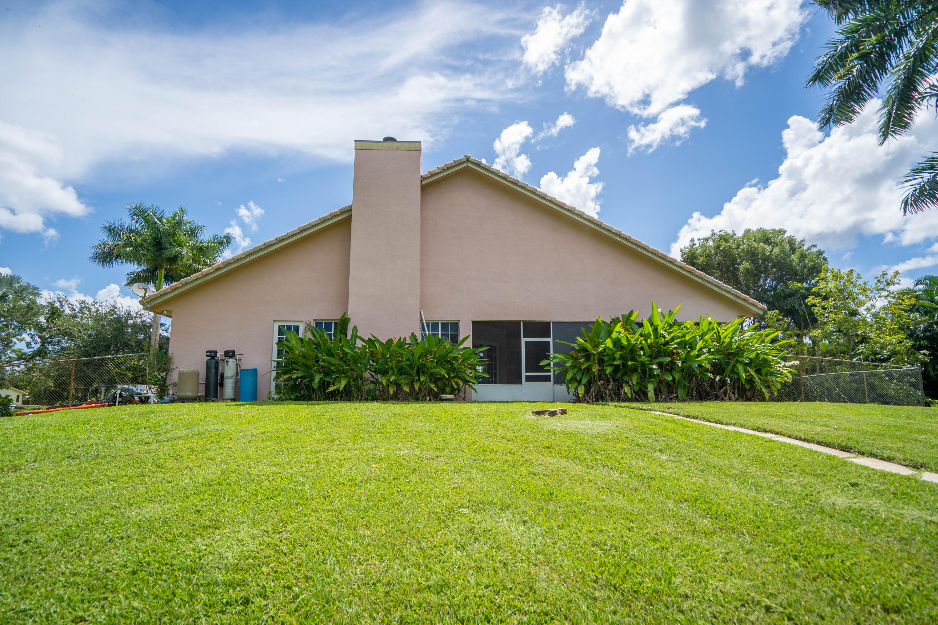 5311 Southwest 195th Terrace Southwest Ranches, FL 33332 - Photo 37 of 38 Backyard