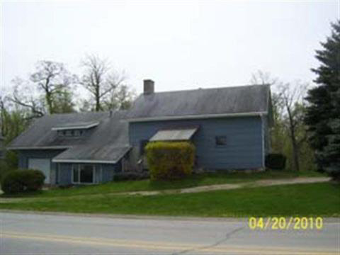 5581 Hunt Road Adrian, MI 49221 - Photo 1 of 10 946797.JPG