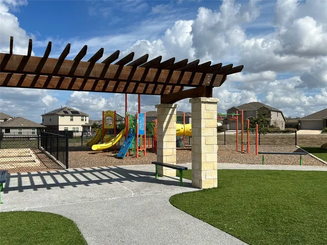 $2,000 | 7704 Poppy Petal Drive, Del Valle, TX 78617