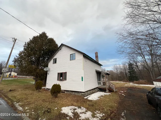 $65,000 | 3186 Plank Road, Mineville, NY 12956