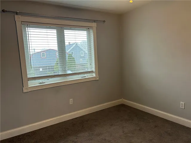 $1,900 | 728 Beverage Hill Avenue, Unit 14, Pawtucket, RI 02861