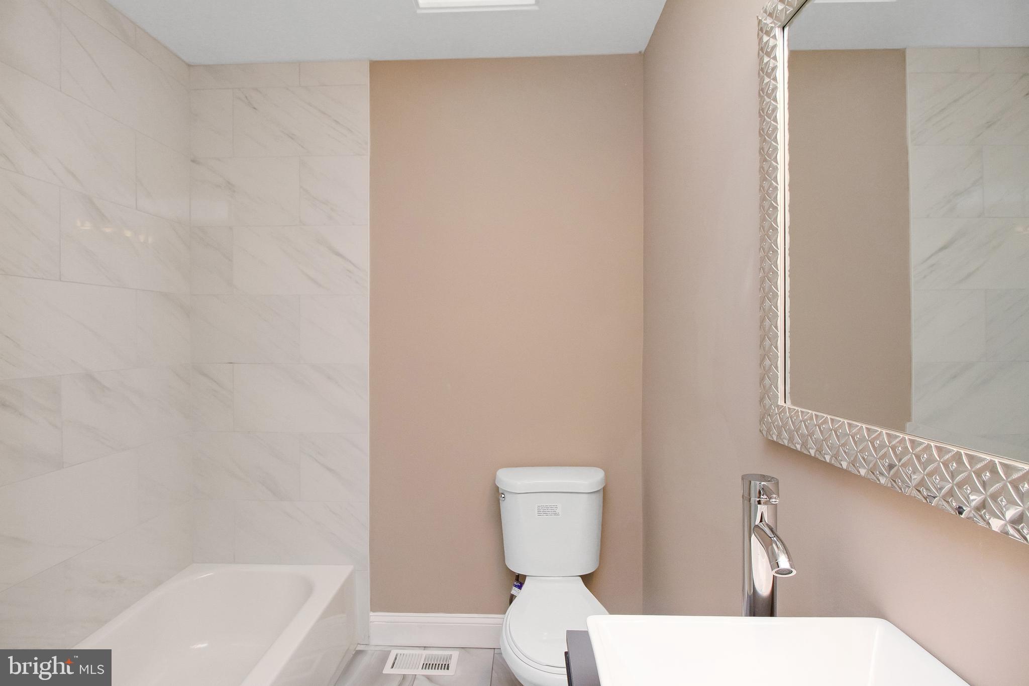 7218 Sommers Road Philadelphia, PA 19138 - Photo 28 of 39 Bathroom