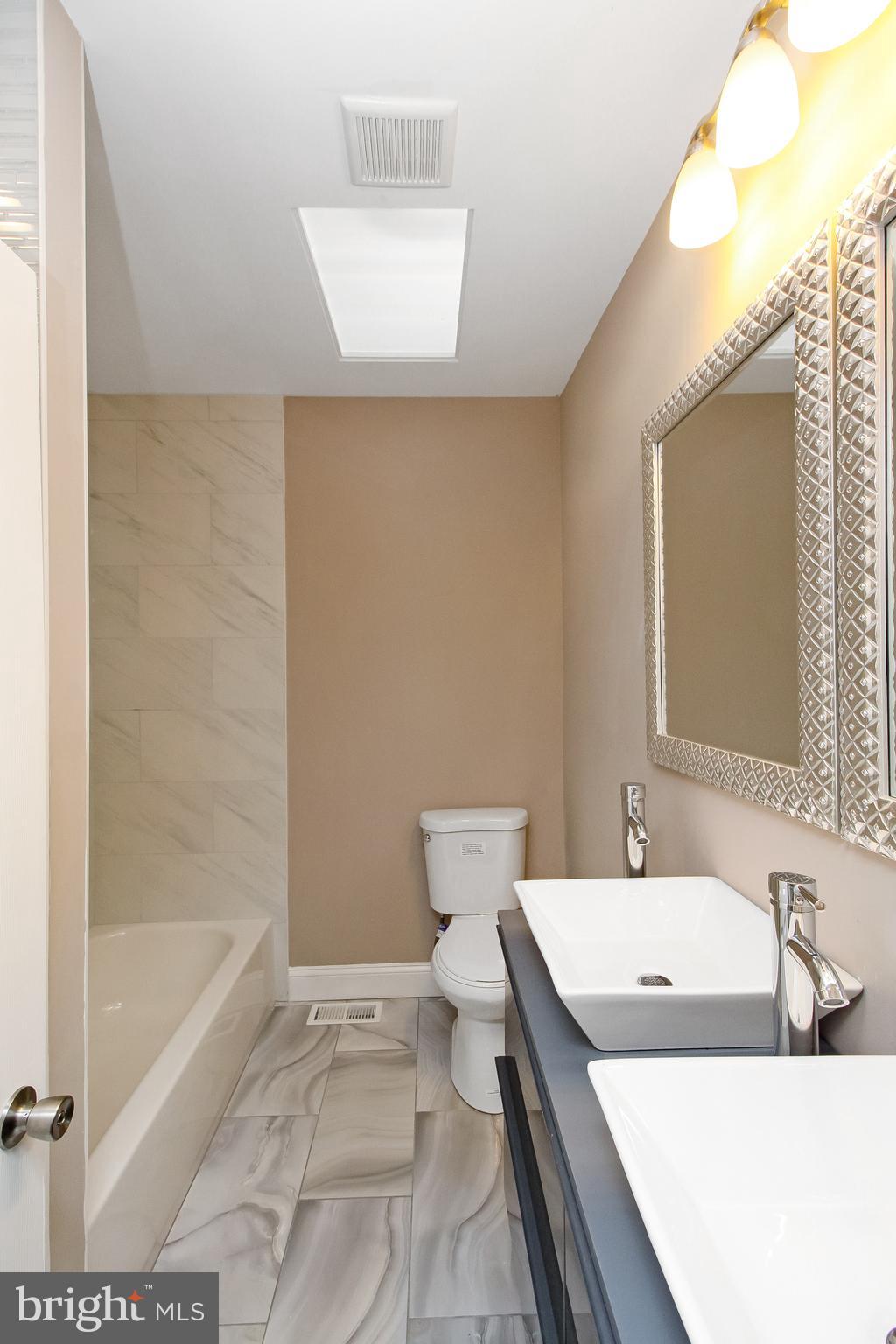 7218 Sommers Road Philadelphia, PA 19138 - Photo 29 of 39 Bathroom