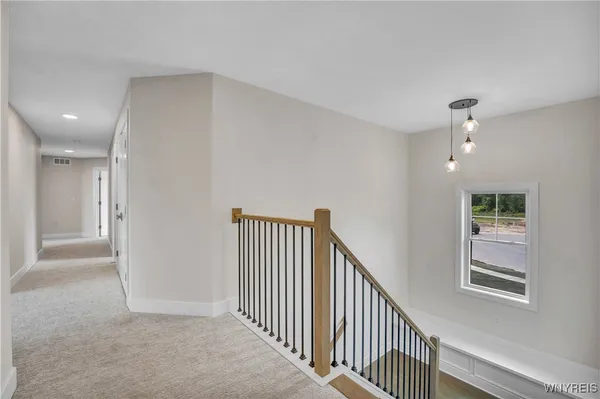 $1,350,000 | 19 Kestrel Court, Orchard Park, NY 14127