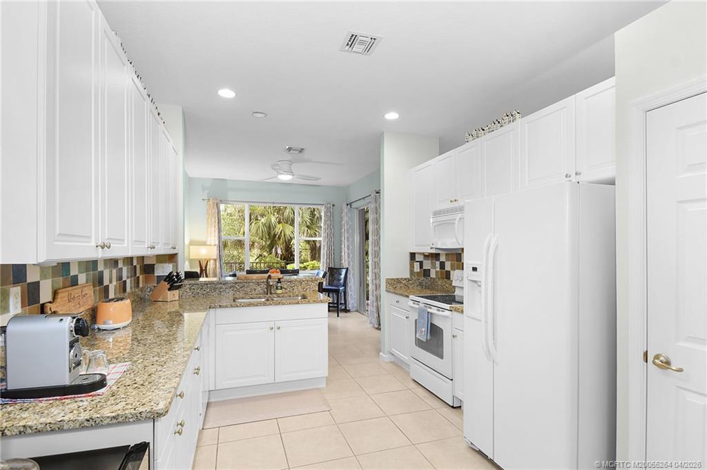 253 Southwest Otter Run Place Stuart, FL 34997 - Photo 12 of 59