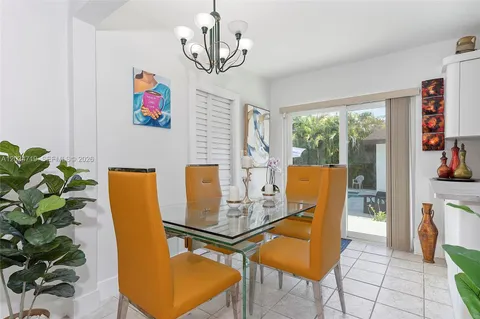 $925,000 | 6801 Southwest 27th Street, Miami, FL 33155