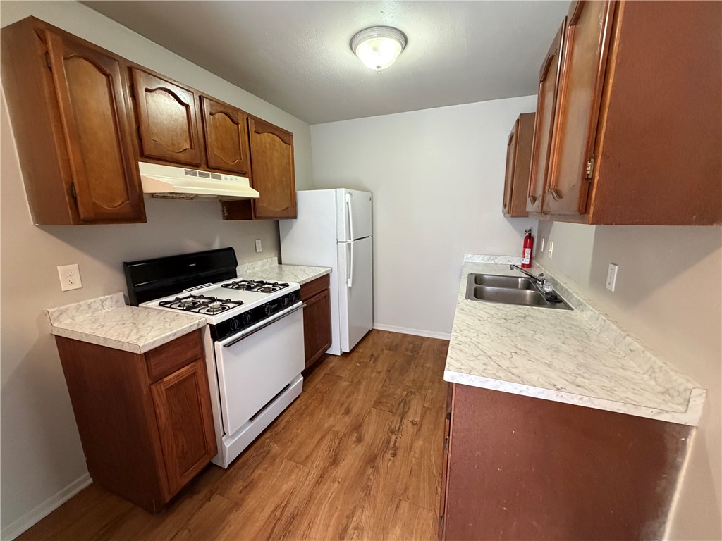 804 Navidad Street, Unit B Bryan, TX 77801 - Photo 3 of 7 Gallery Image 3