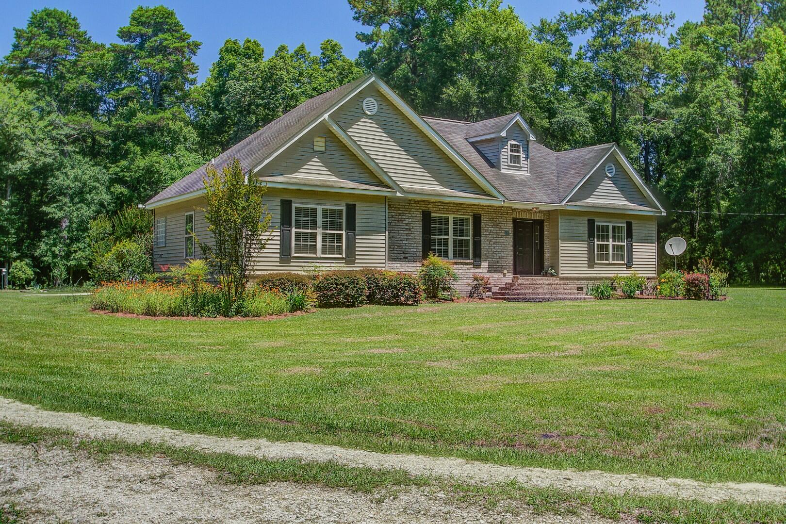 334 County Rd O C - 3128 Holly Hill, SC 29059 - Photo 5 of 71