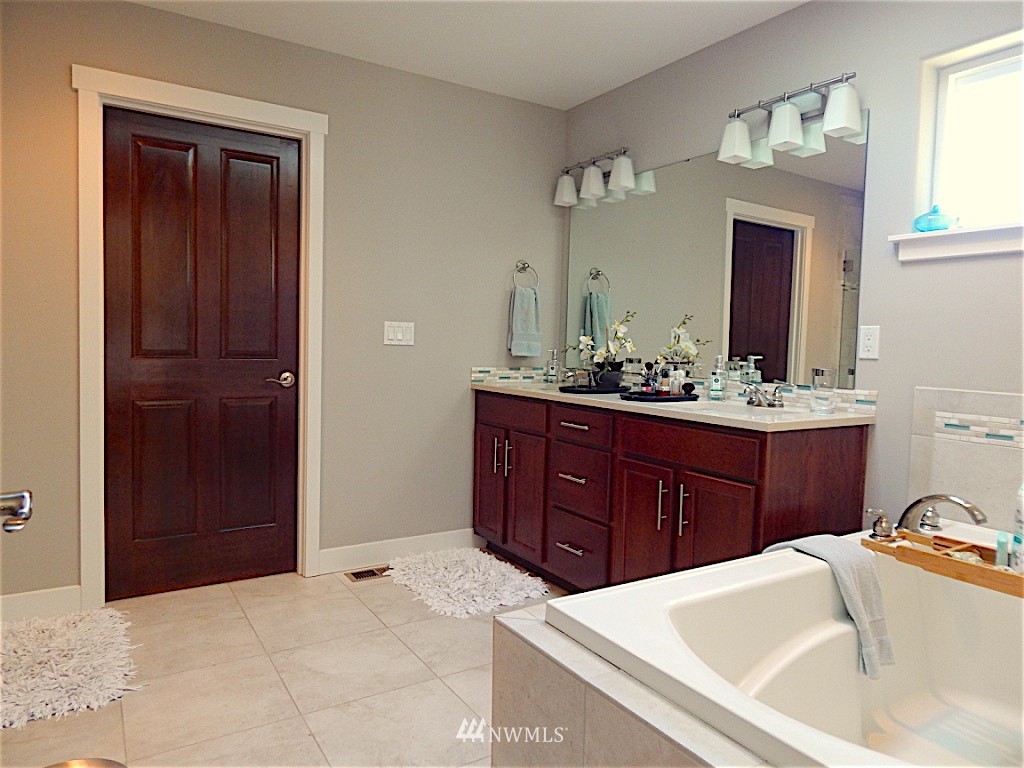 118 233rd Place Southeast Bothell, WA 98021 - Photo 15 of 25