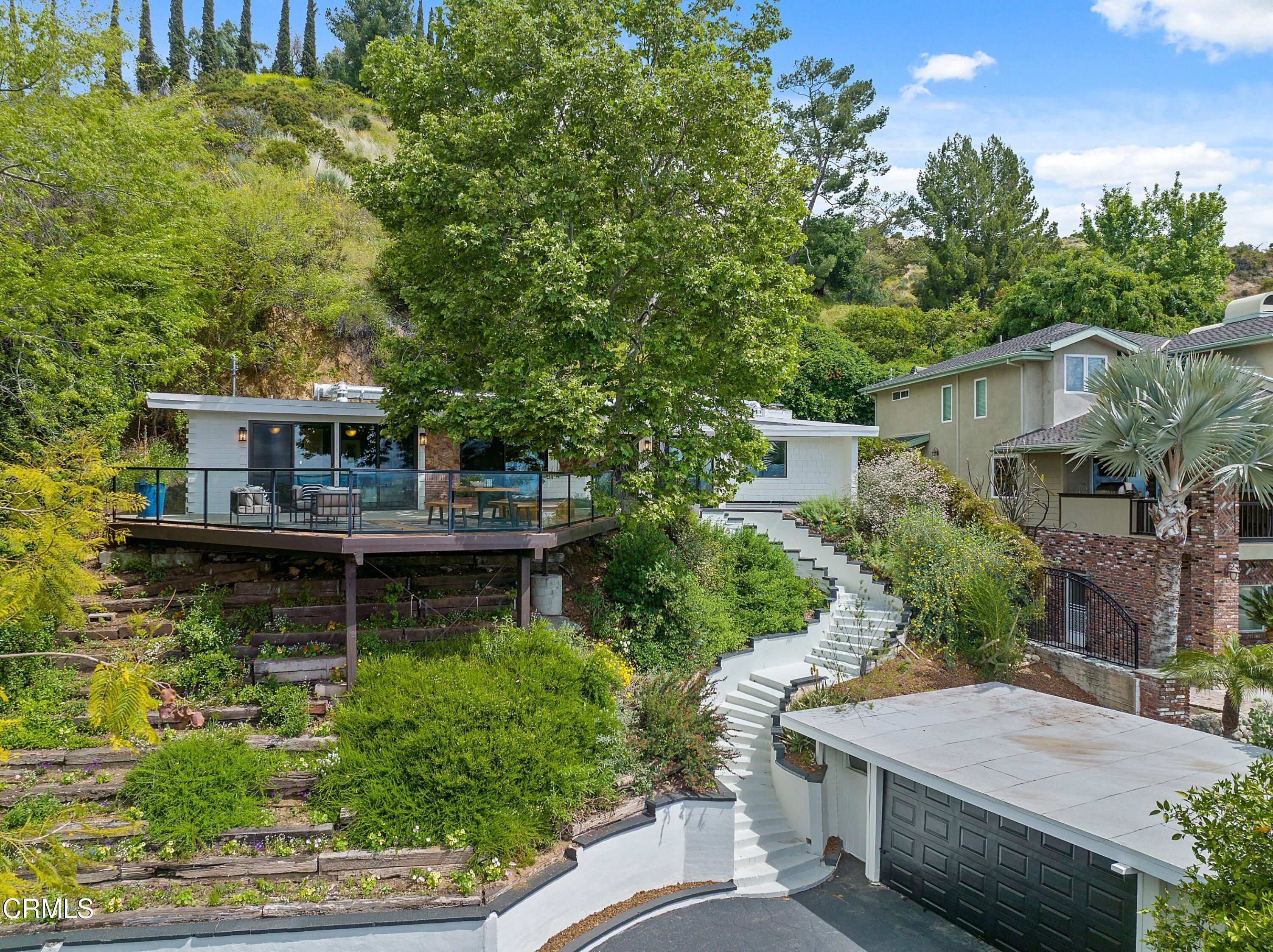 917 Crescent Drive Monrovia, CA 91016 - Photo 26 of 28 a view of house with roof deck and sitting area