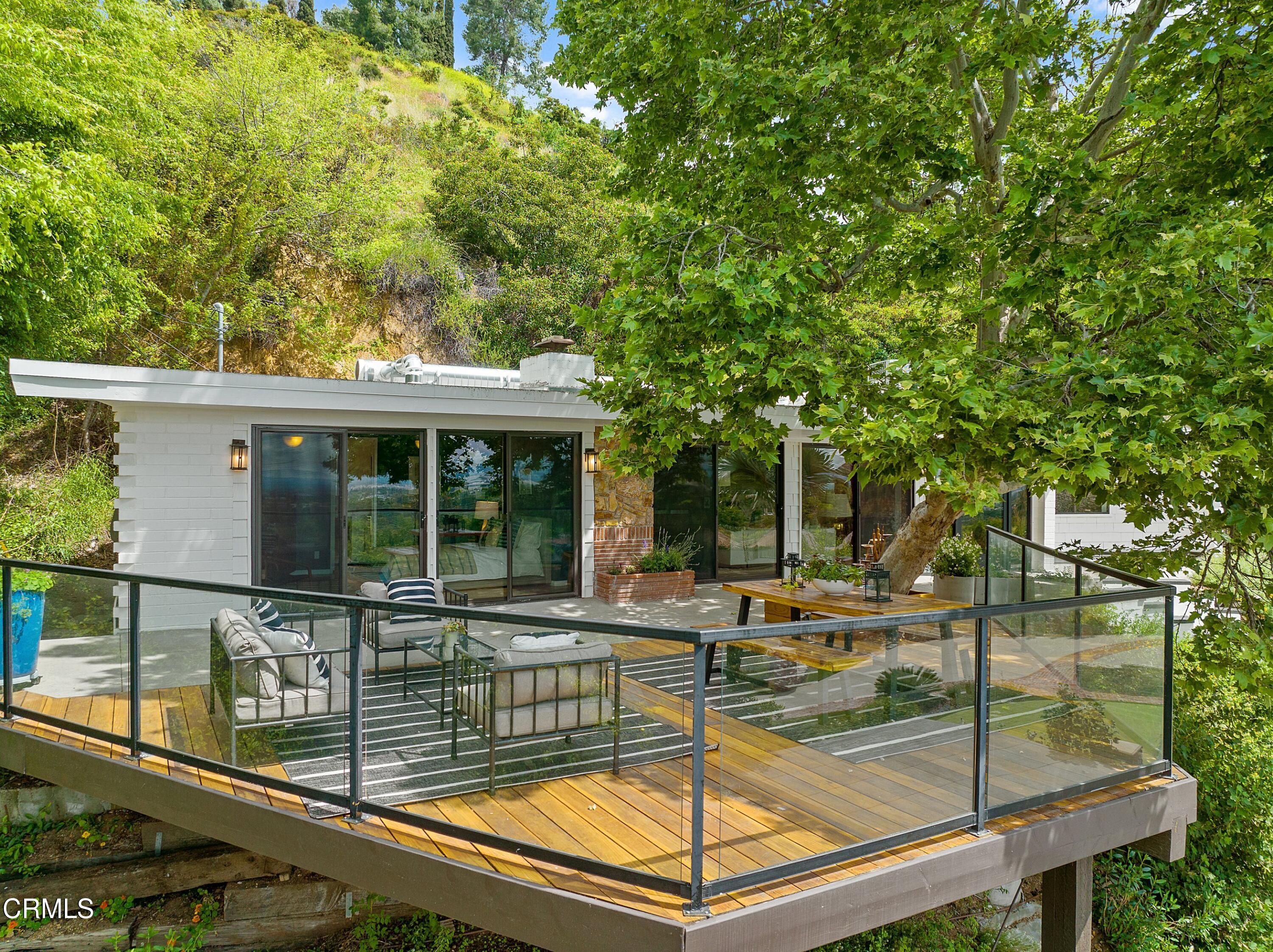 917 Crescent Drive Monrovia, CA 91016 - Photo 3 of 28 front view of house with a backyard