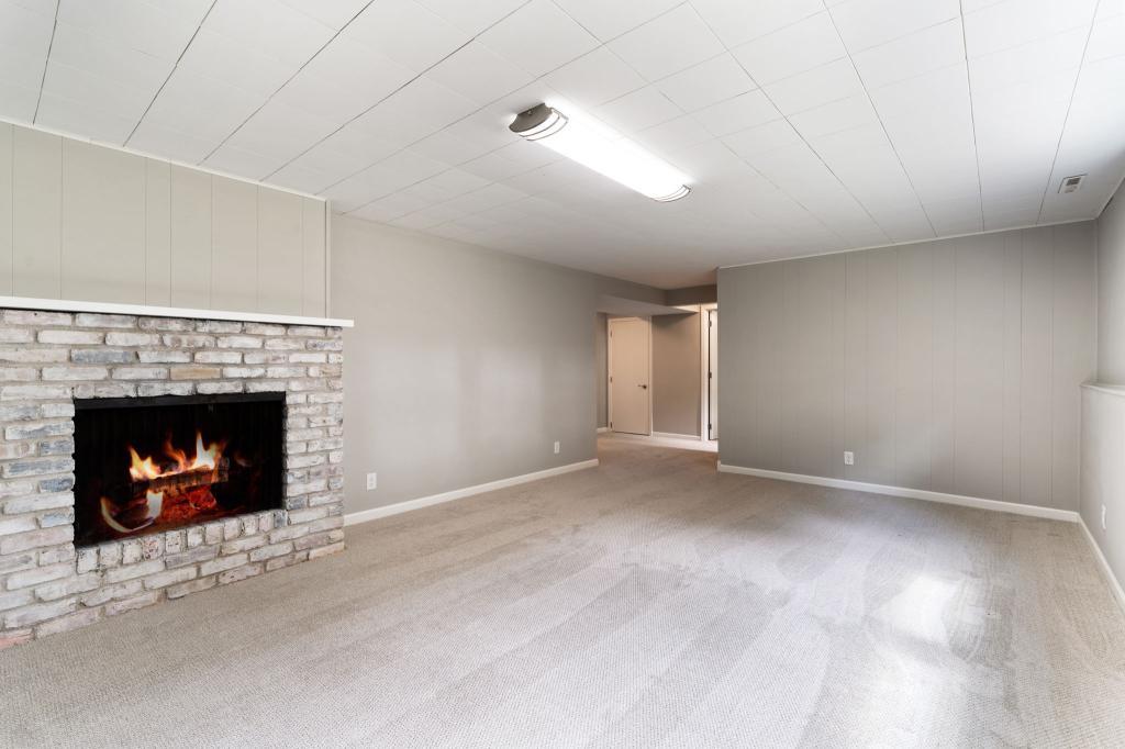 11617 Palmer Road Bloomington, MN 55437 - Photo 21 of 32
