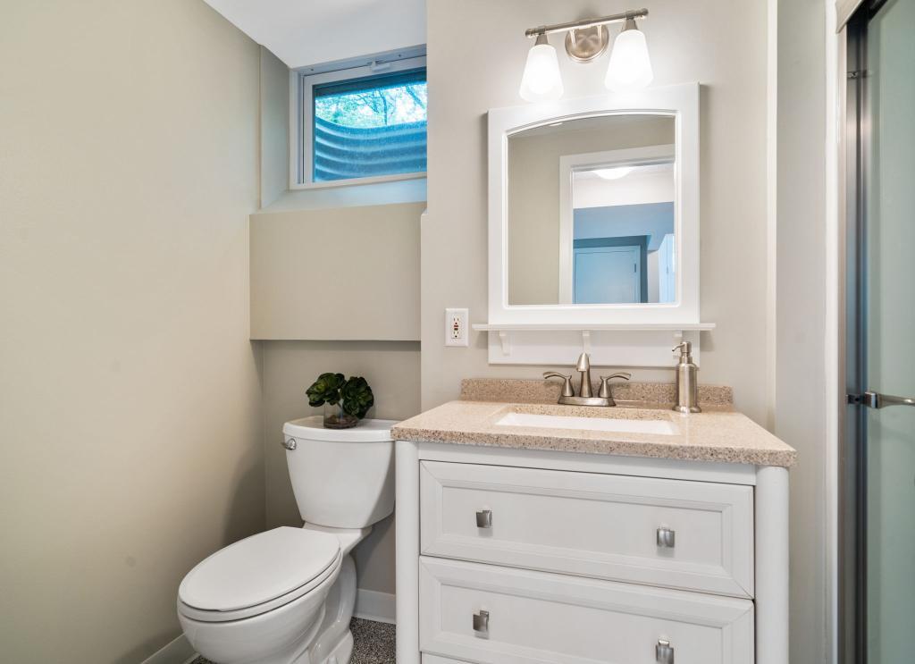11617 Palmer Road Bloomington, MN 55437 - Photo 28 of 32