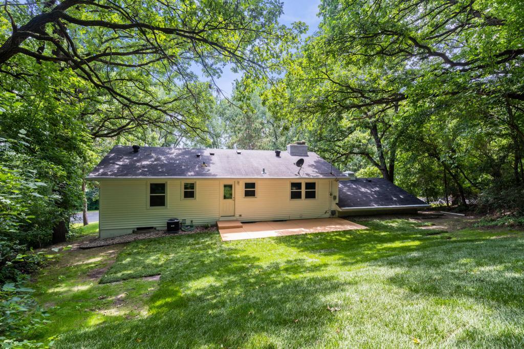 11617 Palmer Road Bloomington, MN 55437 - Photo 29 of 32
