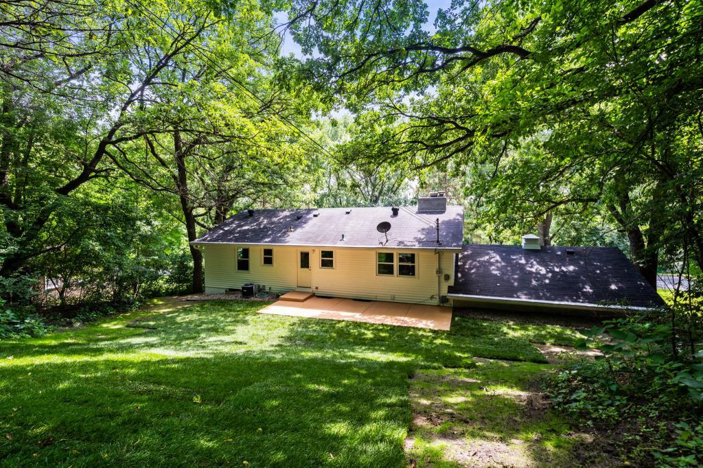 11617 Palmer Road Bloomington, MN 55437 - Photo 30 of 32