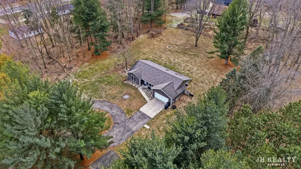 $377,000 | 5803 84th Street Southeast, Caledonia, MI 49316