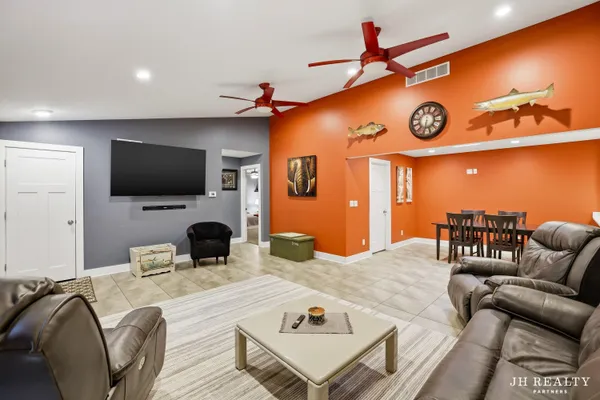 $359,900 | 5803 84th Street Southeast, Caledonia, MI 49316