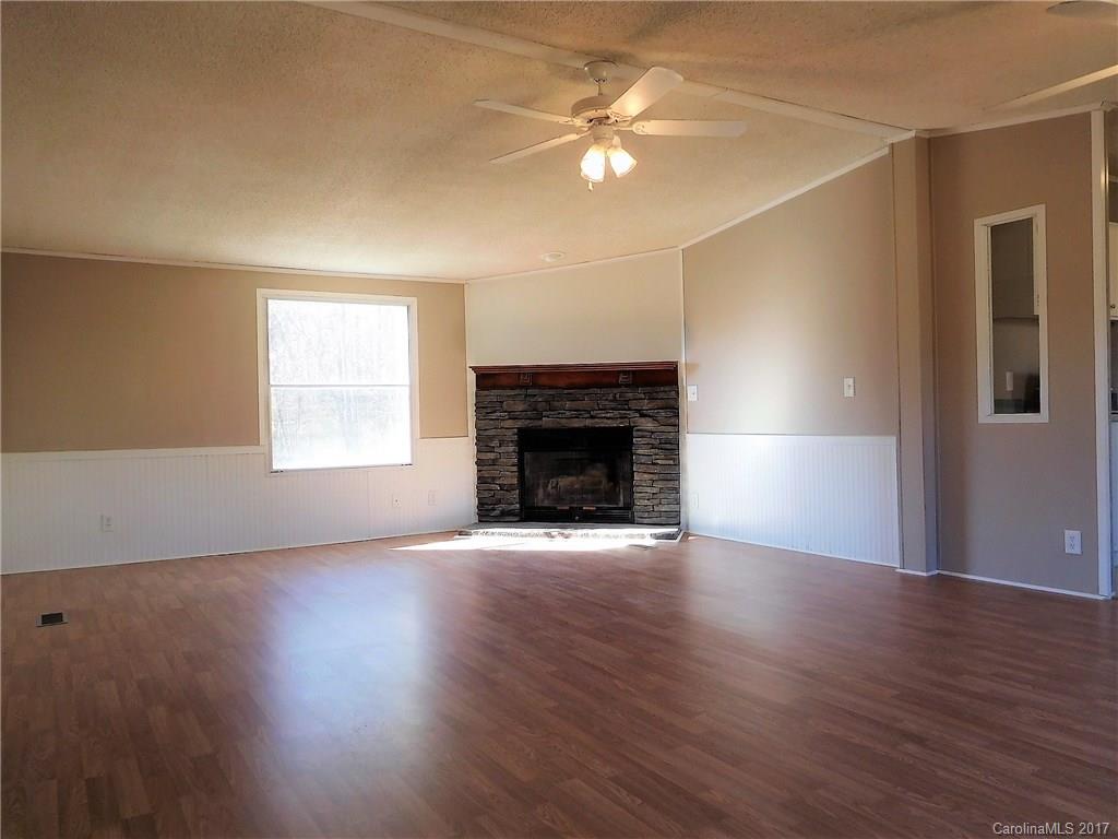 196 Reynolds Road Lexington, NC 27292 - Photo 2 of 10 Gallery Image 2