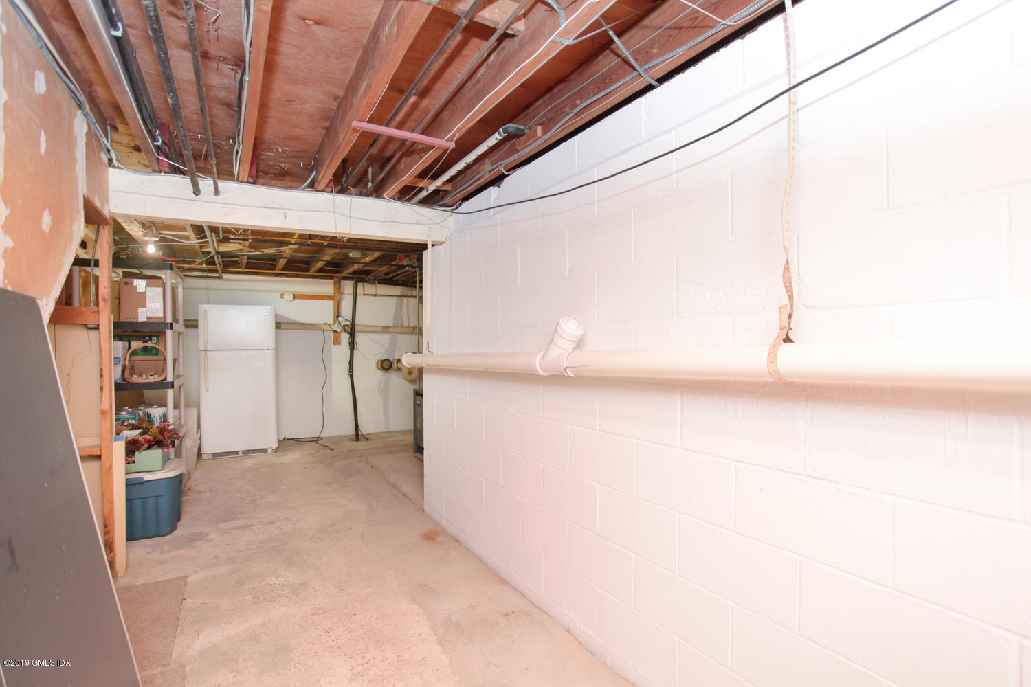 28 Revere Road Riverside, CT 06878 - Photo 20 of 29 a view of small space