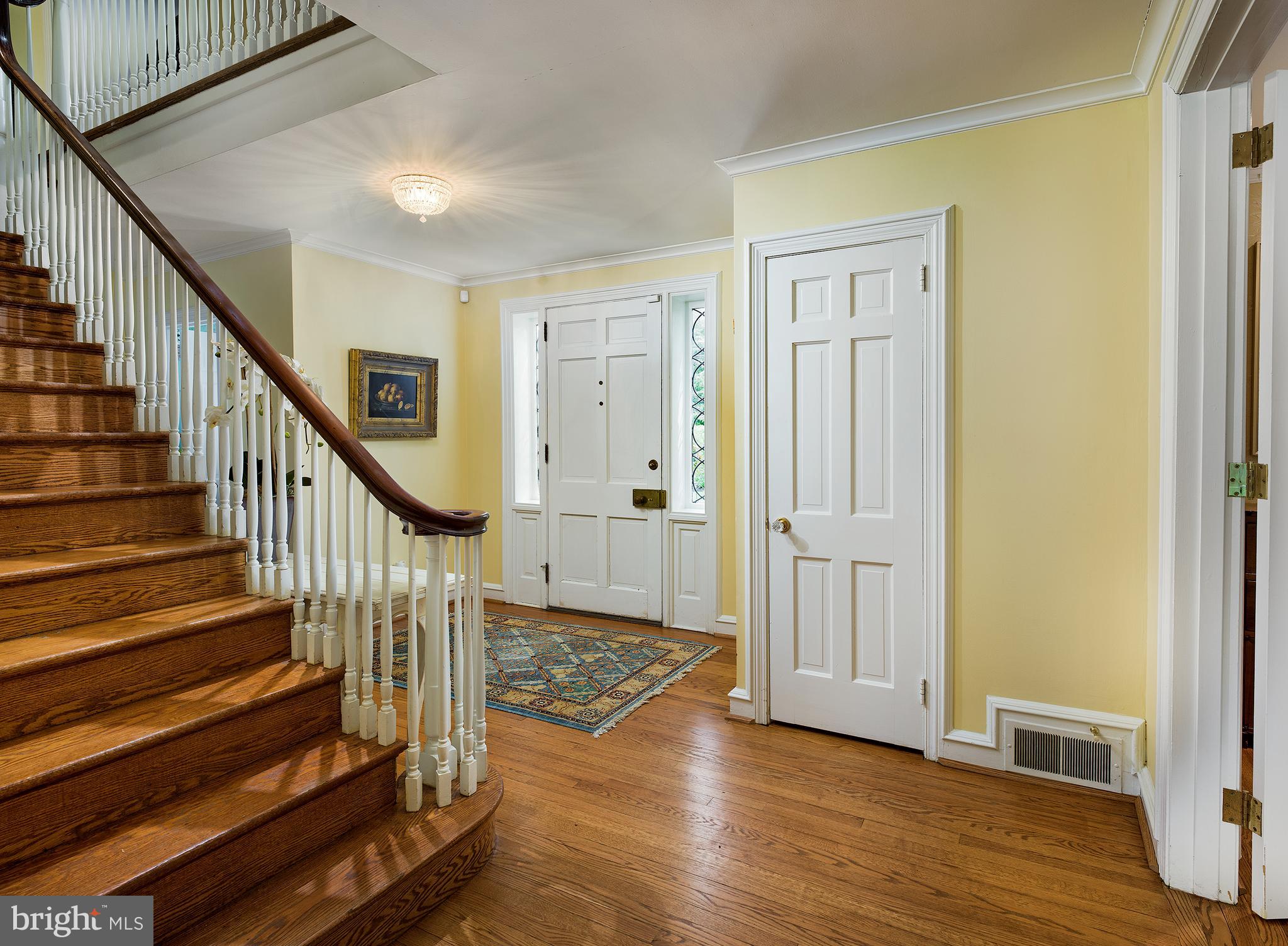 12 Sandringham Road Bala Cynwyd, PA 19004 - Photo 3 of 28 Foyer