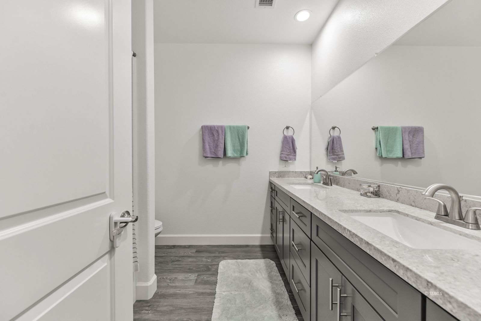 1212 South Downs Street Ridgecrest, CA 93555 - Photo 16 of 32 Gallery Image 16