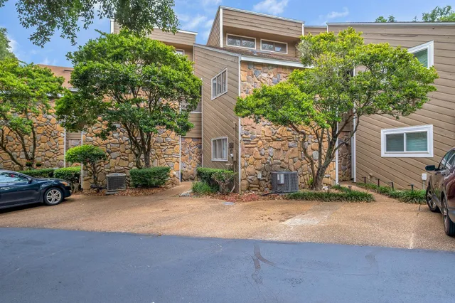 $279,000 | 3036 Ironwood Drive, Tallahassee, FL 32309