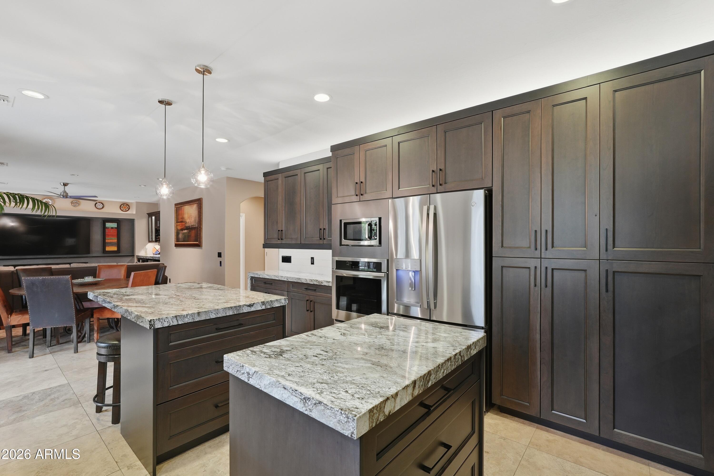 244 East Joseph Way Gilbert, AZ 85295 - Photo 12 of 50 Double Island