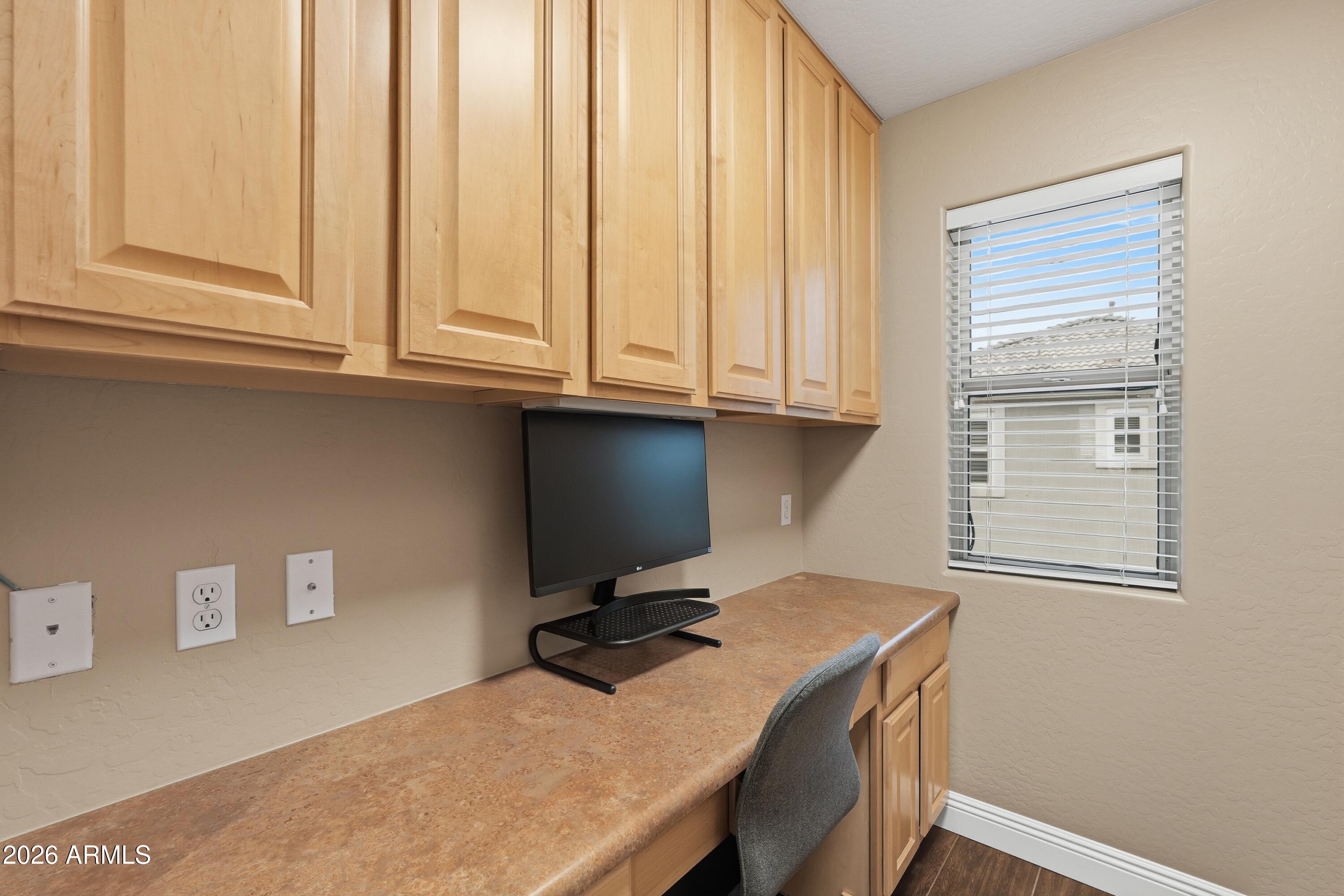 244 East Joseph Way Gilbert, AZ 85295 - Photo 28 of 50 Work Space