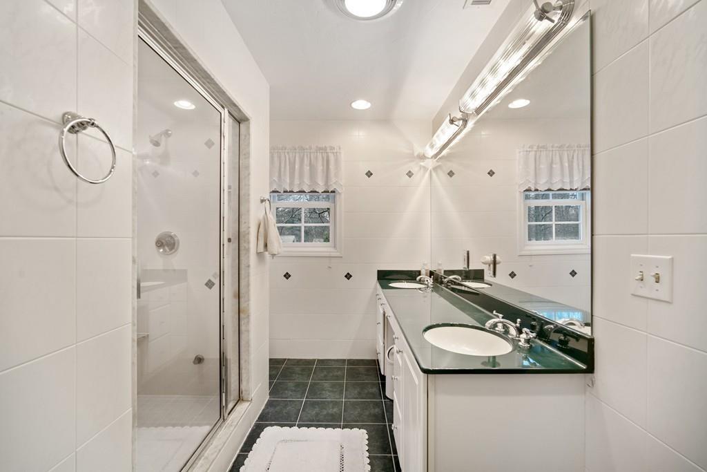 151 Stonehill Road East Longmeadow, MA 01028 - Photo 23 of 42 Gallery Image 23