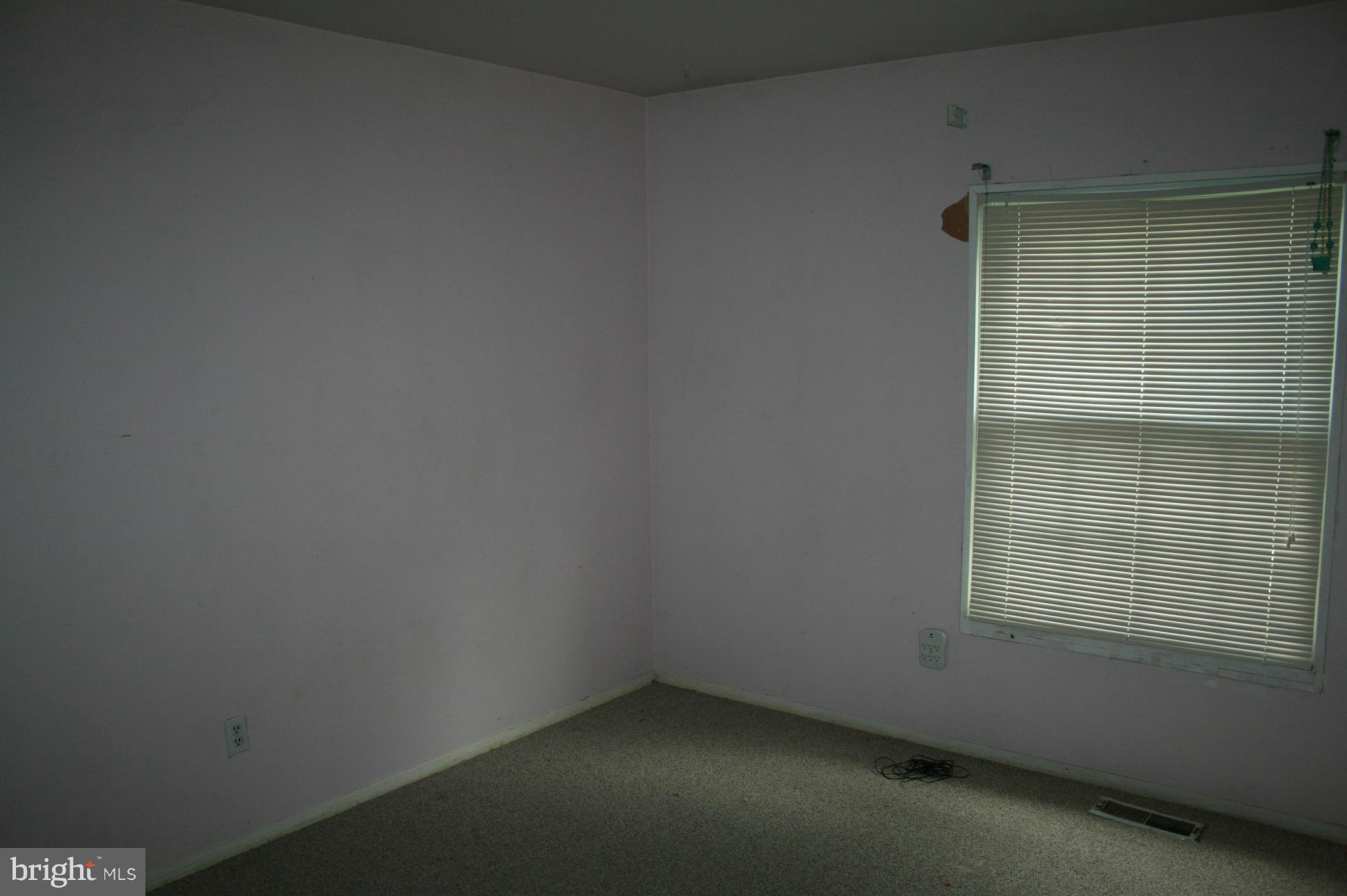 58 Ridgelawn Road, Unit B Reisterstown, MD 21136 - Photo 6 of 7 Bedroom