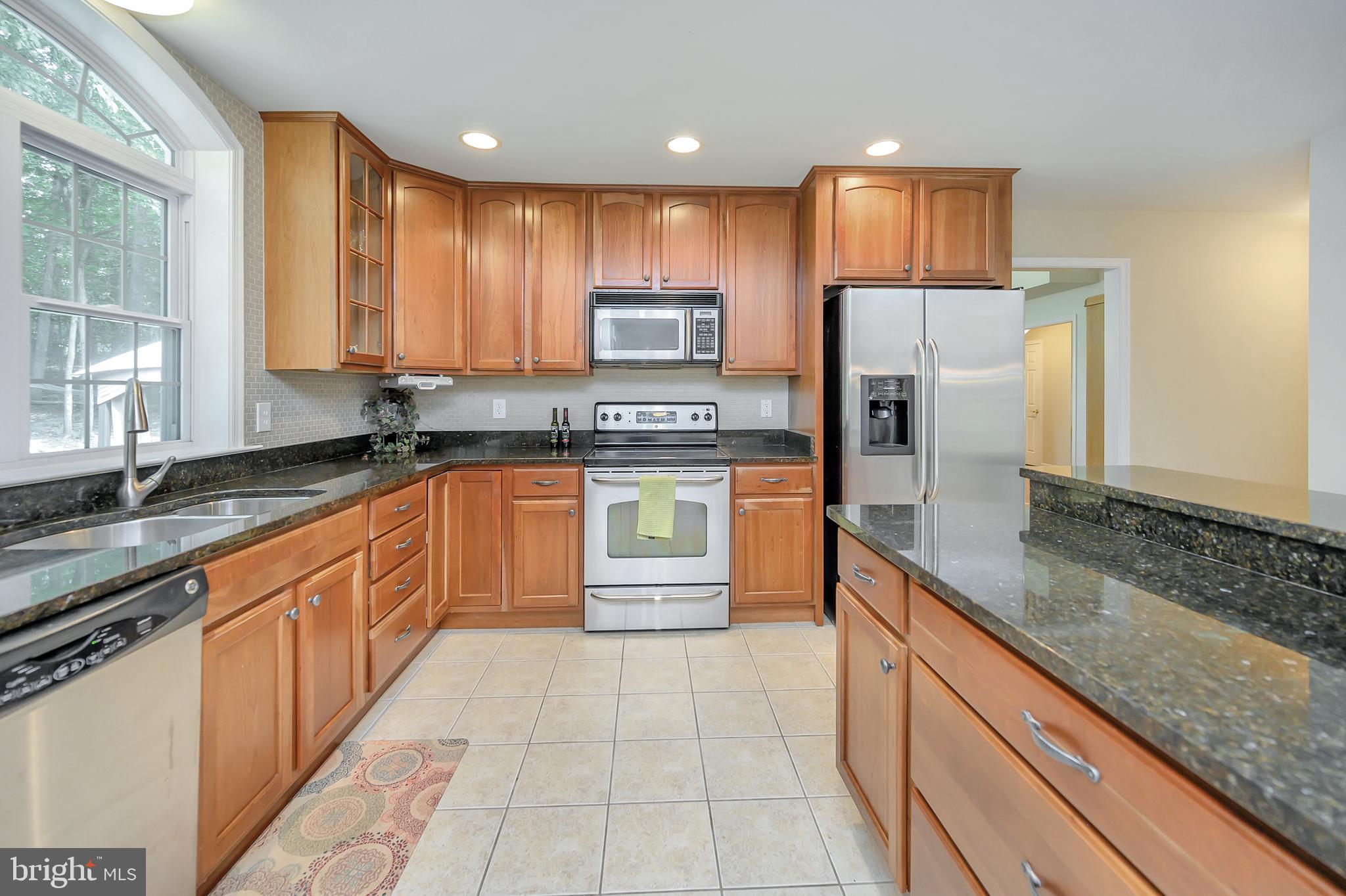 701 Gold Valley Road Locust Grove, VA 22508 - Photo 7 of 42 Fabulous gourmet kitchen