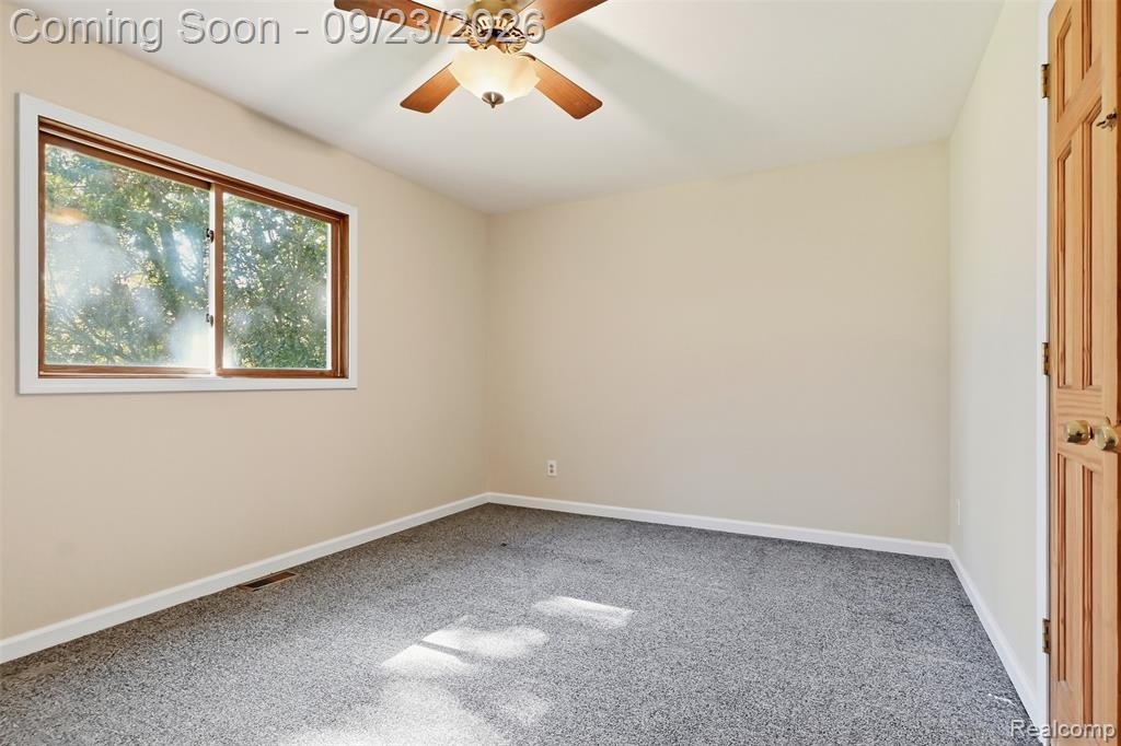 4238 Norton Road Howell, MI 48843 - Photo 16 of 38 Gallery Image 16