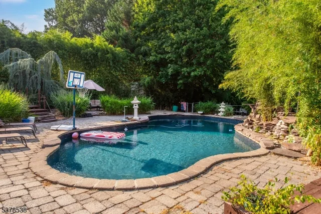 $1,299,999 | 23 Brookhill Place, Little Falls, NJ 07424