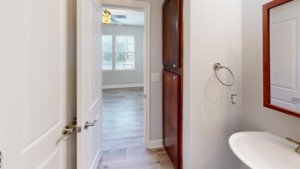4904 Live Oak Street, Unit 1 Dallas, TX 75206 - Photo 4 of 20 wooden floor in a gallery
