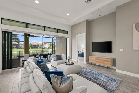 $989,000 | 11856 Leon Circle, Parkland, FL 33076