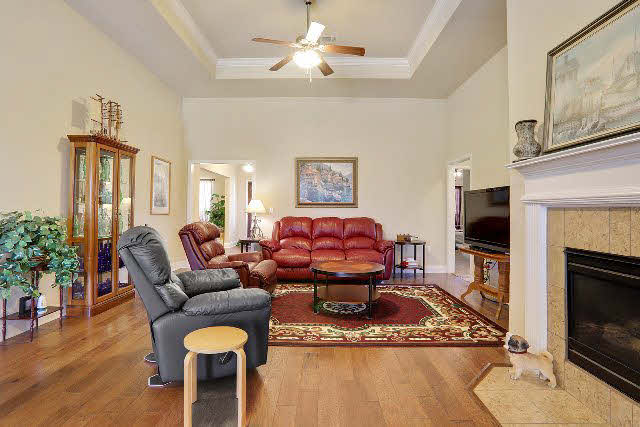 4096 Craigend Loop Gulf Shores, AL 36542 - Photo 8 of 21 Living Room