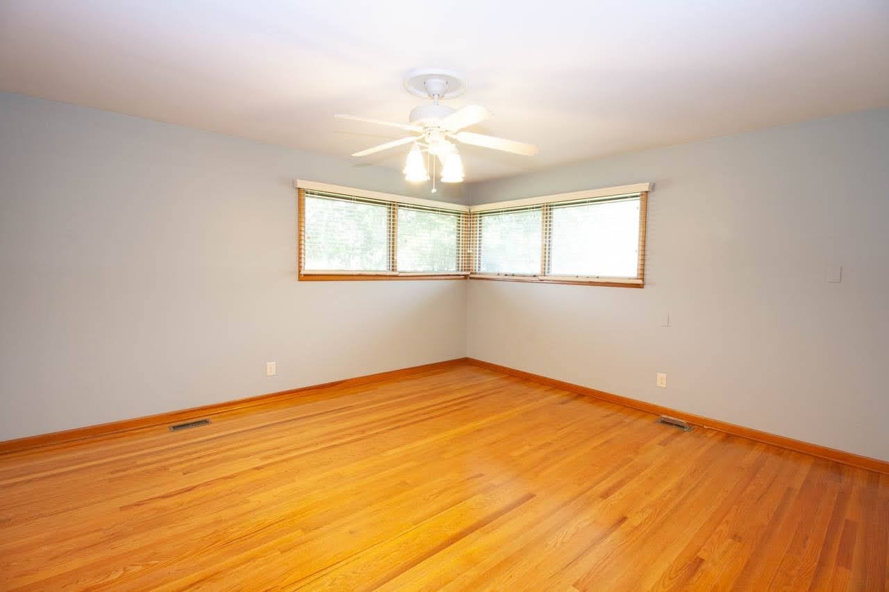 902 Whitehall Road Murfreesboro, TN 37130 - Photo 8 of 8 Gallery Image 8