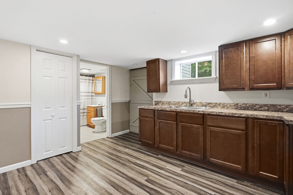 250 Old Lyman Road Chicopee, MA 01020 - Photo 24 of 38