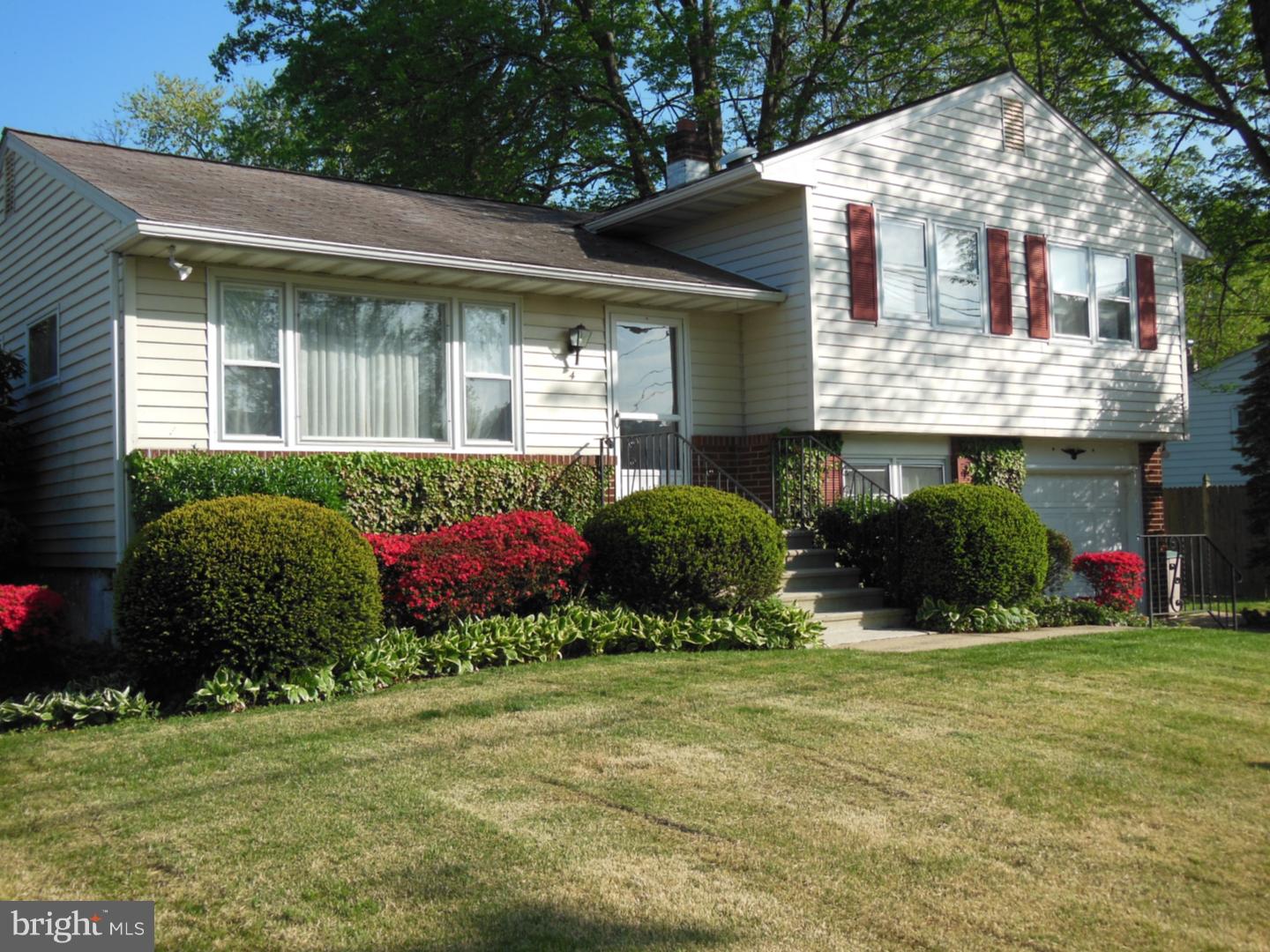 4 Lexington Road Bordentown, NJ 08505 - Photo 2 of 20 Gallery Image 2