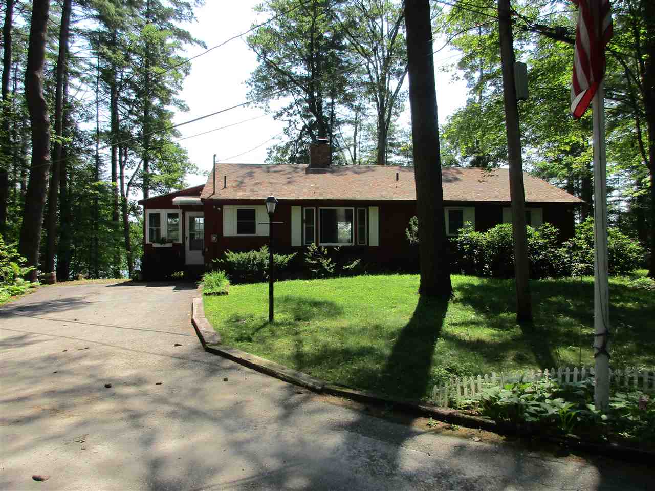 47 Andrews Road Tilton, NH 03276 - Photo 2 of 29