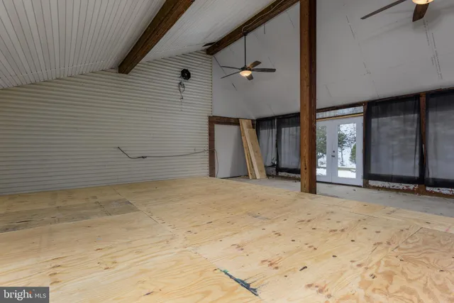 a picture of a bench in a building