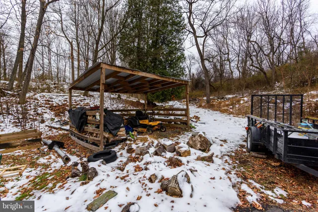 a view of outdoor space yard and patio