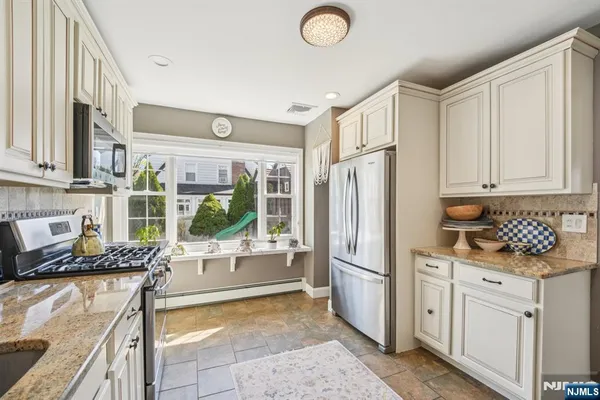 $724,000 | 525 Ramapo Avenue, Pompton Lakes, NJ 07442