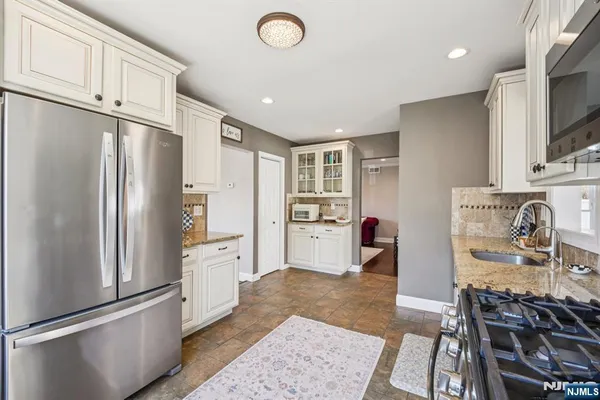 $724,000 | 525 Ramapo Avenue, Pompton Lakes, NJ 07442