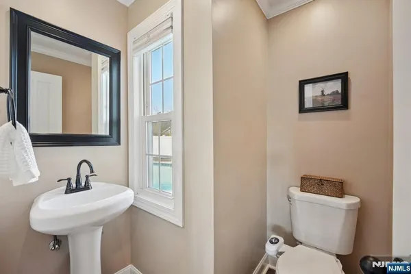 $724,000 | 525 Ramapo Avenue, Pompton Lakes, NJ 07442