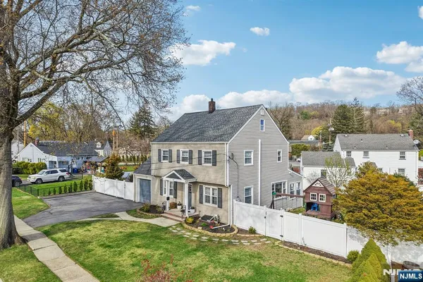 $724,000 | 525 Ramapo Avenue, Pompton Lakes, NJ 07442
