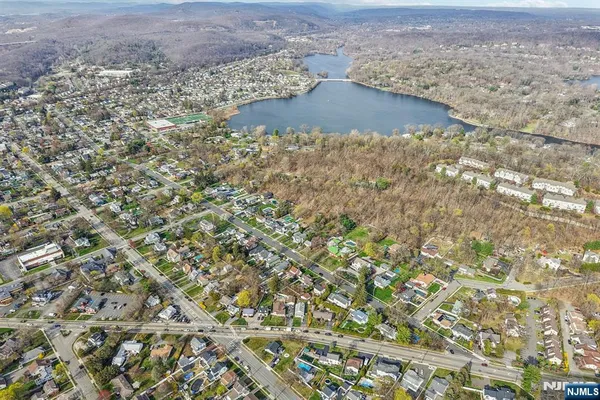 $724,000 | 525 Ramapo Avenue, Pompton Lakes, NJ 07442